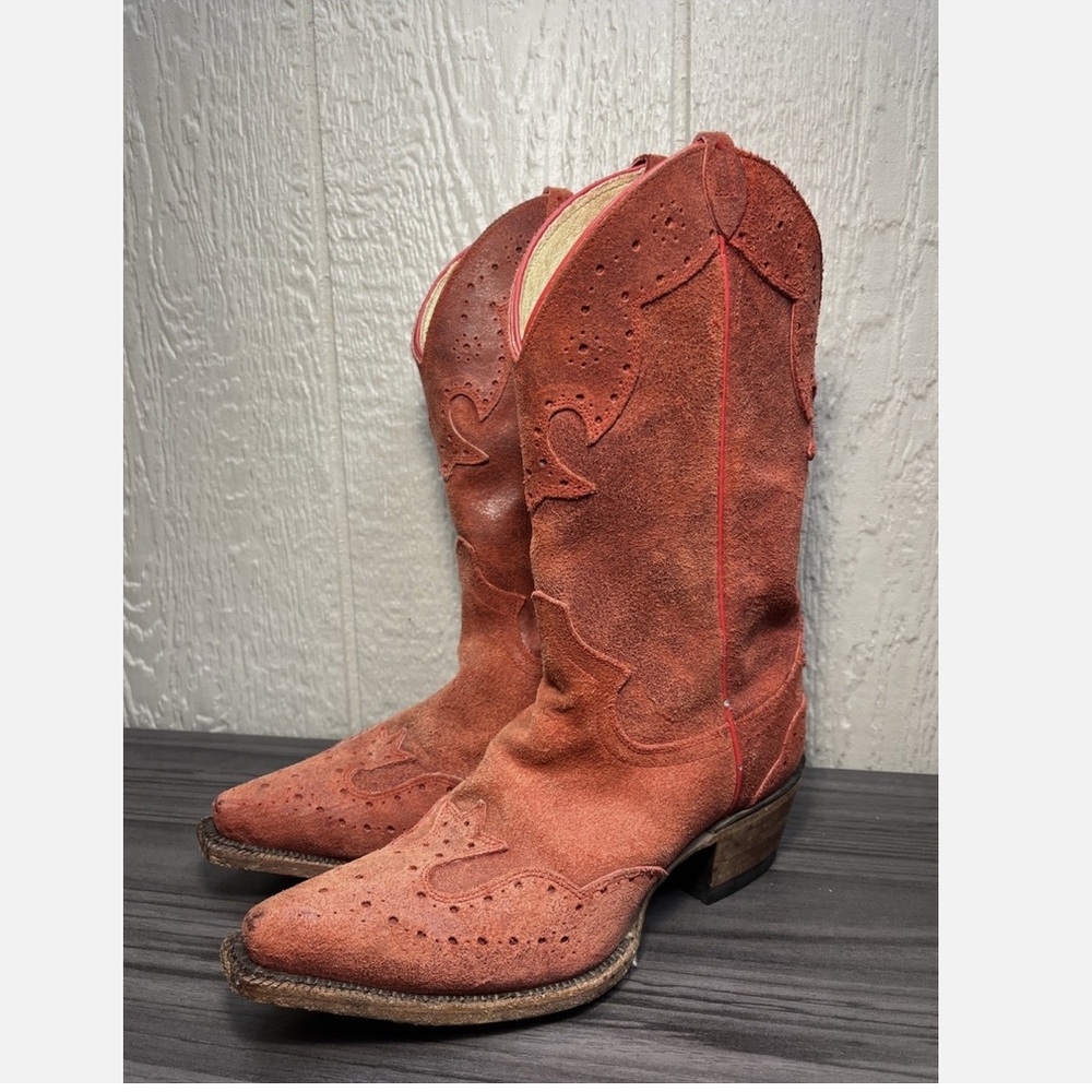 Justin’s beautiful leather red boots